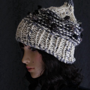 LUCA-SAPI - bohém kézzel kötött gyapjú sapka / natúr - Meska.hu