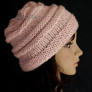 AMY-SAPI / babarózsaszín - trendi kézzel kötött sapka - Meska.hu