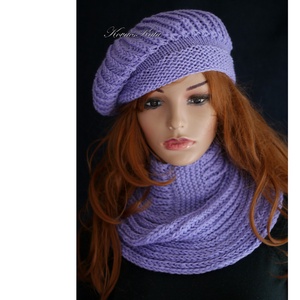 BORBÁLA SZETT / kasmír - exkluzív kézzel kötött  sapka körsállal / lila - Meska.hu