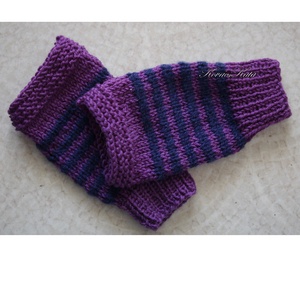 BOSZI KESZTYŰ - kézzel kötött exkluzív rövid kesztyűszár, kézmelegítő / ibolya-kék - ruha & divat - sál, sapka, kendő - kesztyű - Meska.hu