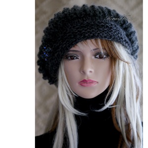 BORBÁLA / antracit ombre - trendi kézzel kötött sapka, barett - ruha & divat - sál, sapka, kendő - sapka - Meska.hu
