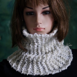 TEKNŐCKE / akril - vastag kézzel kötött kámzsa, csősál, nyakmelegítő - Meska.hu