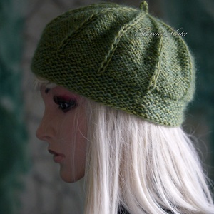 ALETTA / olív - exkluzív kézzel kötött-festett deluxe selyem-jak + silk-mohair svájci sapka, barett KÉSZLETEN - ruha & divat - sál, sapka, kendő - sapka - Meska.hu