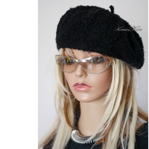 ALETTA / fekete - exkluzív kézzel kötött alpaka-buklé svájci sapka, barett KÉSZLETEN - Meska.hu