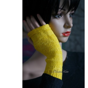 BOSZI KESZTYŰ / deluxe - exkluzív kézzel kötött kesztyűszár, kézmelegítő / napsárga KÉSZLETEN - Meska.hu