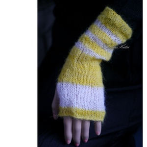 PILLE KESZTYŰ / suri alpaka - exkluzív kézzel kötött kesztyűszár, kézmelegítő / kénsárga-ivory KÉSZLETEN   - ruha & divat - sál, sapka, kendő - kesztyű - Meska.hu