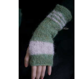 PILLE KESZTYŰ / suri alpaka - exkluzív kézzel kötött kesztyűszár, kézmelegítő / zöld+homok KÉSZLETEN   - ruha & divat - sál, sapka, kendő - kesztyű - Meska.hu