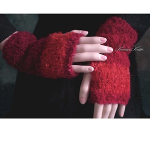 PILLE KESZTYŰ / buklémoher - exkluzív kézzel kötött kesztyűszár, kézmelegítő / bíbor KÉSZLETEN   - ruha & divat - sál, sapka, kendő - kesztyű - Meska.hu