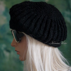 BORBÁLA / fekete - kézzel kötött 100% merinó+moher gombasapka KÉSZLETEN - ruha & divat - sál, sapka, kendő - sapka - Meska.hu