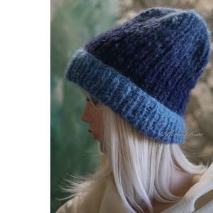 SOFFIO BEANIE  - trendi mohair ombre kézzel kötött sapka/ kék - ruha & divat - sál, sapka, kendő - sapka - Meska.hu