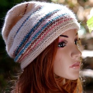 POMPÁS ANGORA BEANIE - exkluzív kézzel kötött sapka  - Meska.hu