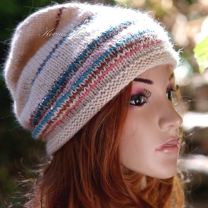POMPÁS ANGORA BEANIE - exkluzív kézzel kötött sapka  - Meska.hu