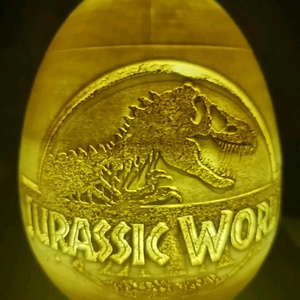 Jurassic world dínótojás alakú lámpa., Otthon & Lakás, Lámpa, Asztali lámpa, Újrahasznosított alapanyagból készült termékek, MESKA