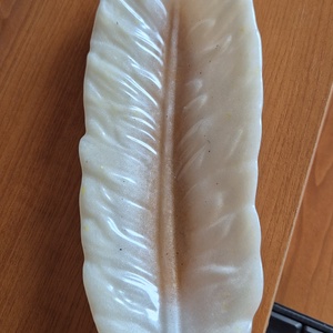 Epoxy madártoll alakú ékszer,vagy kulcstartó dísz. - ékszer - ékszertartó - ékszerdoboz - Meska.hu