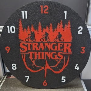 Stranger things, falióra. - otthon & életmód - dekoráció - fali és függő dekoráció - falióra & óra - Meska.hu