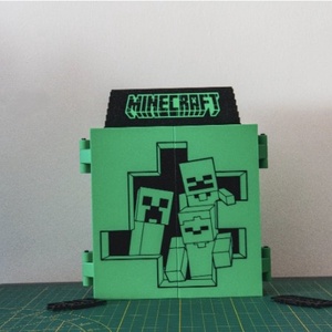 Minecraft,Kinder joy tartó. - otthon & életmód - dekoráció - asztal és polc dekoráció - asztaldísz - Meska.hu