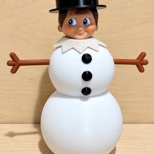 Elf manó,hóember jelmez., Karácsony, Karácsonyi lakásdekoráció, Karácsonyi manók, figurák, Újrahasznosított alapanyagból készült termékek, 3d Nyomtatóval készített termék ami kézzel festett. A festéket lakk védi a lekopástól. ABS műanyagb..., MESKA