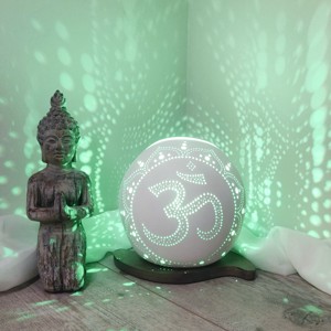 Mandala Ohm lámpa, Otthon & Lakás, Lámpa, Hangulatlámpa, Famegmunkálás, Festett tárgyak, MESKA