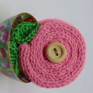Gombos, rózsaszín virág-kitűző - ékszer - kitűző és bross - Meska.hu Gombos, rózsaszín virág-kitűző - ékszer - kitűző és bross - Meska.hu