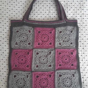 Nagyikockás, horgolt szatyor - táska & tok - bevásárlás & shopper táska - shopper, textiltáska, szatyor - Meska.hu Nagyikockás, horgolt szatyor - táska & tok - bevásárlás & shopper táska - shopper, textiltáska, szatyor - Meska.hu