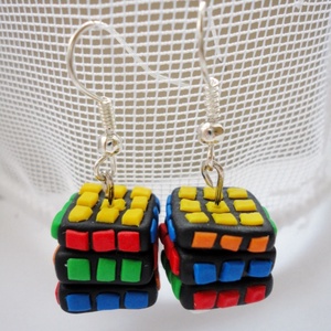 Forgatható Rubik-kocka fülbevaló -  - Meska.hu