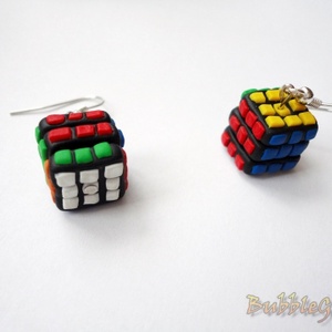 Forgatható Rubik-kocka fülbevaló -  - Meska.hu