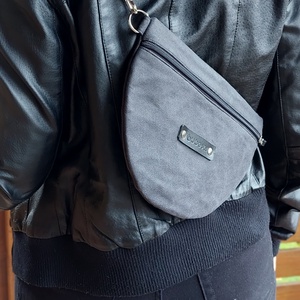 Grammicus kollekció - fekete oldal- és övtáska/Bum Bag/Fanny Pack/Waist Bag/Belt Bag - táska & tok - övtáska - Meska.hu