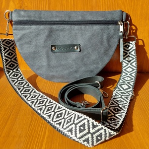 Grammicus kollekció - fekete oldal- és övtáska/Bum Bag/Fanny Pack/Waist Bag/Belt Bag - Meska.hu