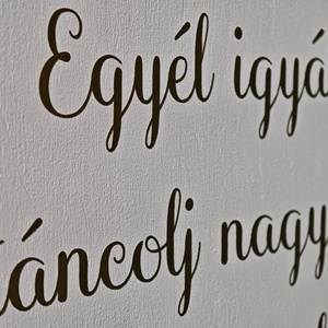 Isten hozott  de ki visz haza tábla - esküvő - dekoráció - tábla & jelzés - Meska.hu