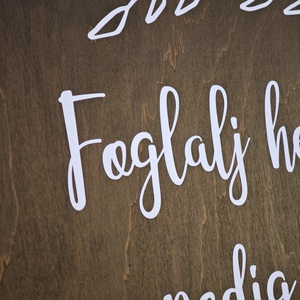 Esküvői tábla  Foglalj helyet, ne pedig oldalt, mert ma két család egybeolvad - esküvő - dekoráció - tábla & jelzés - Meska.hu