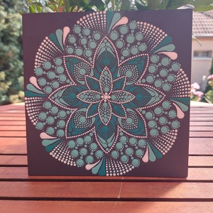 Pontfestéssel készült menta-türkizzöld kisméretű mandala - otthon & lakás - dekoráció - fali és függő dekoráció - falra akasztható dekor - Meska.hu