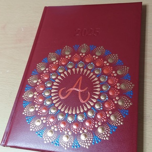 Határidőnapló pontfestéssel díszítve - Meska.hu