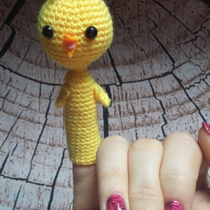 Horgolt csibe ujjbáb - játék & sport - bábok - ujjbáb - Meska.hu