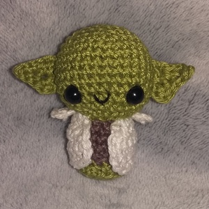 Horgolt Baby Yoda - játék & sport - plüssállat & játékfigura - más figura - Meska.hu