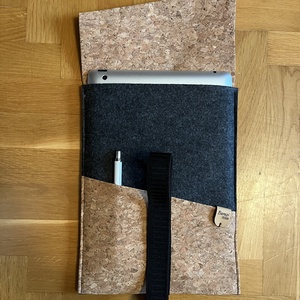 Tablet tartó - táska & tok - ebook & tablet tok - Meska.hu