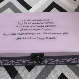 Idézetes fa doboz - Az élet egyik szépsége... (lila-púder) - otthon & életmód - tárolás & rendszerezés - doboz - Meska.hu