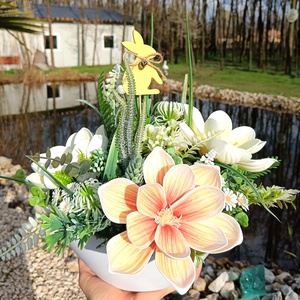 Magnóliás, nyuszis asztaldísz  - otthon & életmód - dekoráció - asztal és polc dekoráció - asztaldísz - Meska.hu