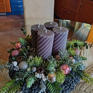 Horgolt alapú adventi koszorú  egyedi, újrahasznosítható kézműves alkotás - karácsony - adventi díszek - adventi asztaldísz - Meska.hu