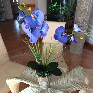Elegáns, élethű orchidea dekoráció kerámiakaspóban � kékes-lila színben - otthon & életmód - dekoráció - asztal és polc dekoráció - asztaldísz - Meska.hu