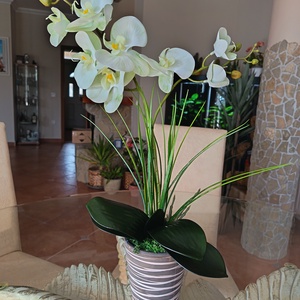 Elegáns, élethű orchidea dekoráció kerámiakaspóban  - Meska.hu