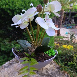 Fehér orchideás asztaldísz csónakkaspóban - otthon & életmód - dekoráció - asztal és polc dekoráció - asztaldísz - Meska.hu
