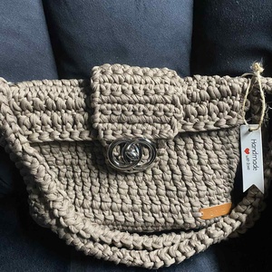 csattos válltáska, Táska & Tok, Kézitáska & válltáska, Kézitáska, Horgolás, MESKA