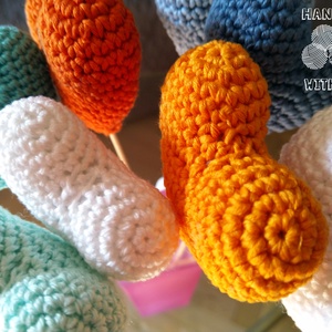 Horgolt 3D amigurumi szív pálcán - narancs - esküvő - dekoráció - helyszíni dekor - Meska.hu