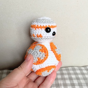 Horgolt BB-8 - játék & sport - plüssállat & játékfigura - robot & gép - Meska.hu