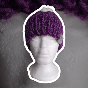 Kötött Téli Sapka - Bojtos Lila - ruha & divat - sál, sapka, kendő - sapka - Meska.hu