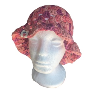 Horgolt halászsapka - Rózsaszín köd, Ruha & Divat, Sál, Sapka, Kendő, Sapka, Horgolás, MESKA