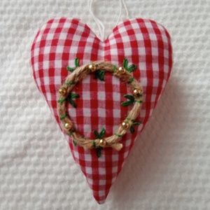 Hímzett koszorúval díszített dekorációs figurák - otthon & életmód - dekoráció - dísztárgy - Meska.hu Hímzett koszorúval díszített dekorációs figurák - otthon & életmód - dekoráció - dísztárgy - Meska.hu