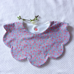 Virág nyálkendő/előke, Ruha & Divat, Babaruha & Gyerekruha, Előke & Nyálkendő, Varrás, MESKA