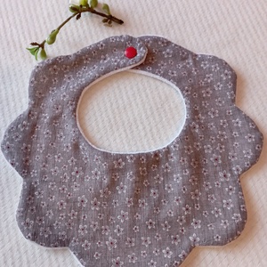 Virág nyálkendő - baba - mama - babaruházat - nyálkendő - Meska.hu