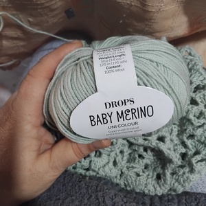 Puha ölelés- kézzel horgolt merino kendő. - ruha & divat - sál, sapka, kendő - vállkendő - Meska.hu